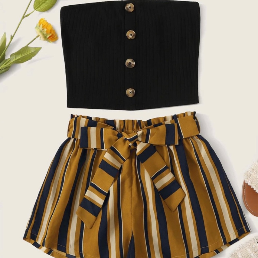 Tube Top with Stripe Shorts. Two piece set MEDIUM